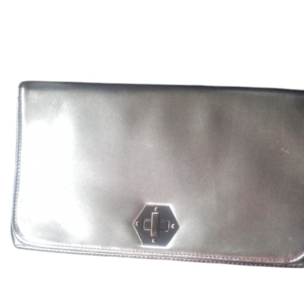 Shiraleah Chicago Silver Metallic Clutch GUC